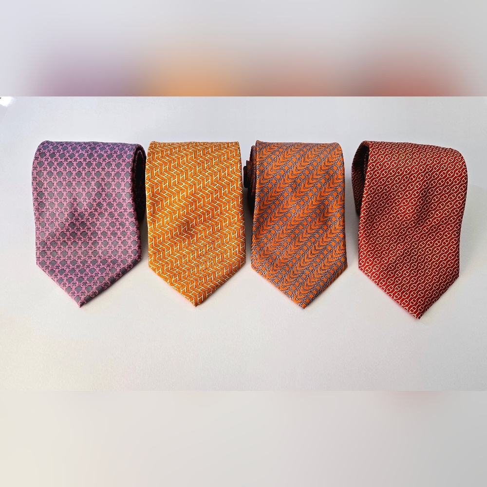 Authentic HERMES PARIS ties 100% silk 4pcs
